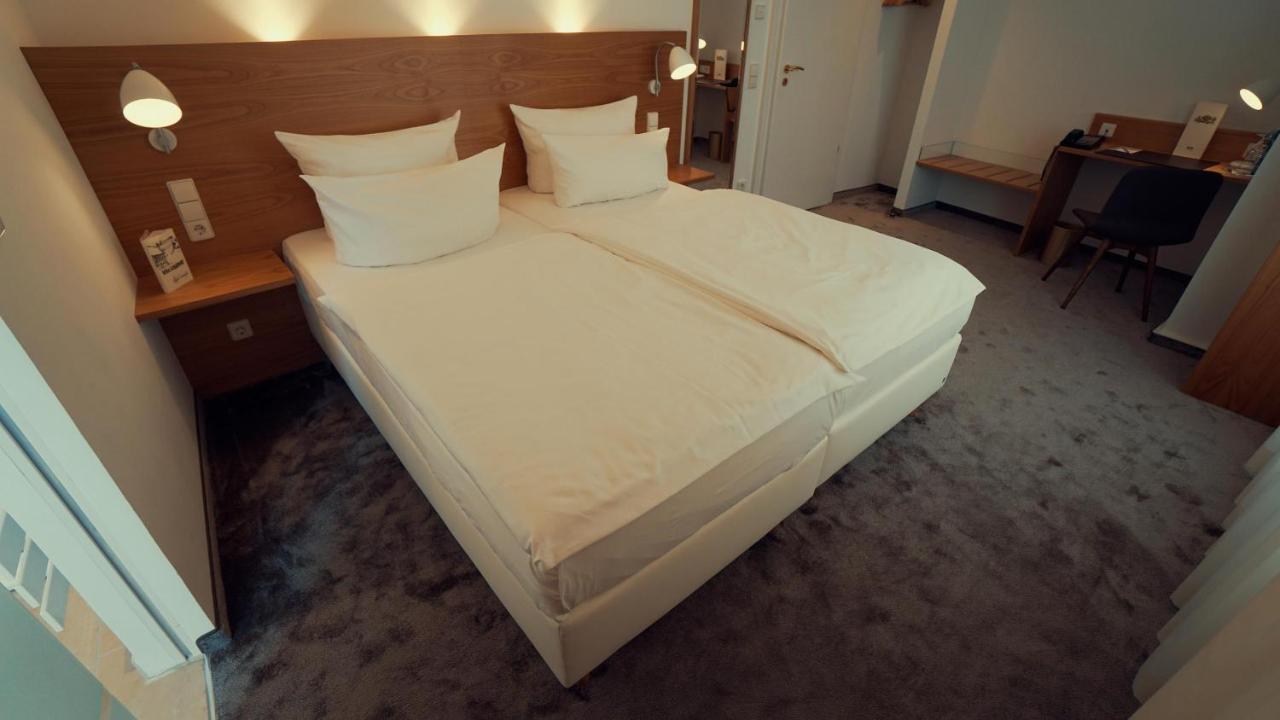 Hotel Adler Asperg Εξωτερικό φωτογραφία