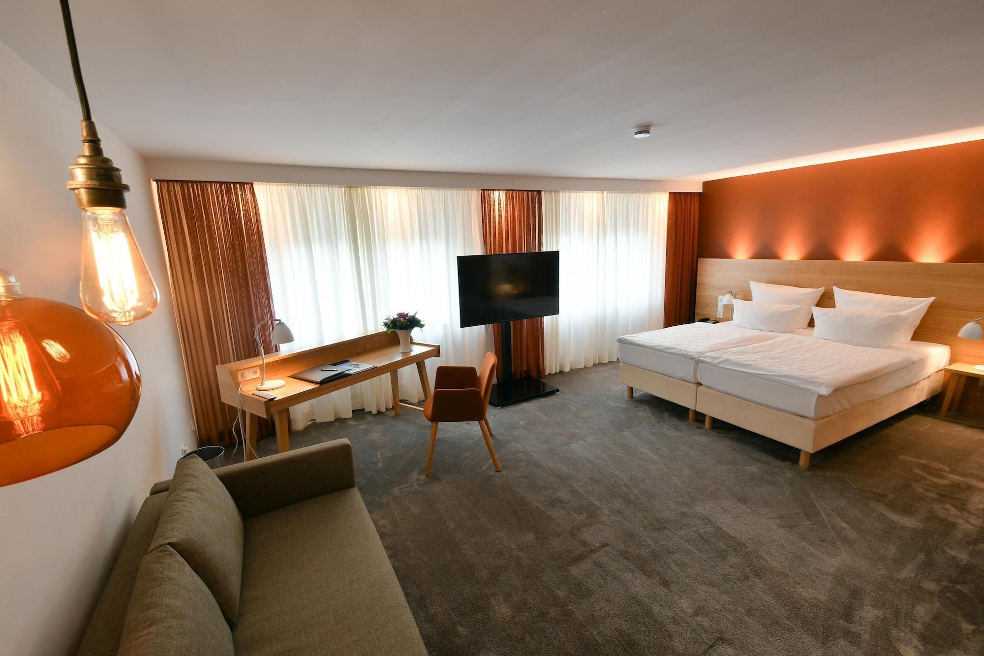 Hotel Adler Asperg Εξωτερικό φωτογραφία