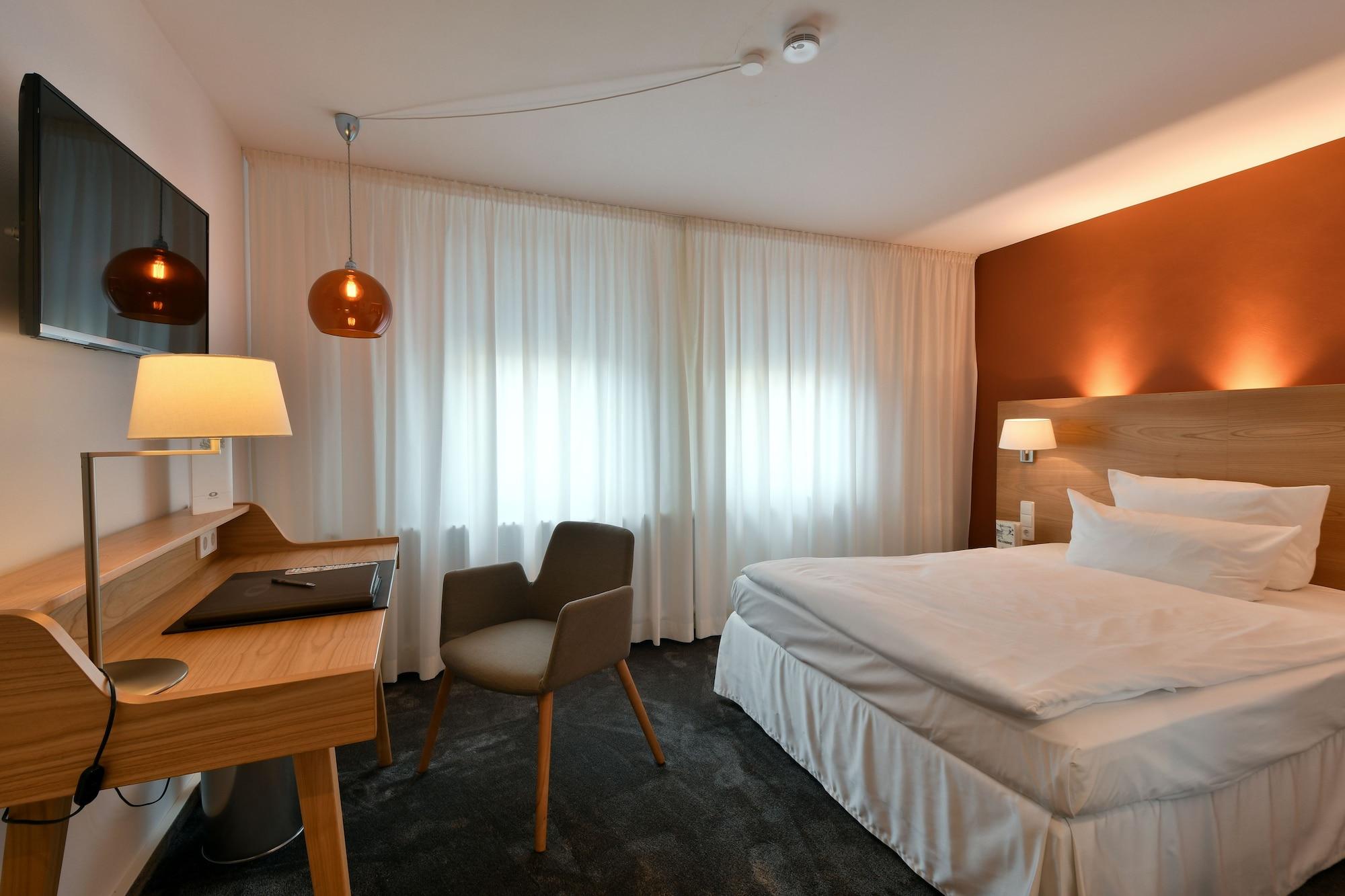 Hotel Adler Asperg Εξωτερικό φωτογραφία