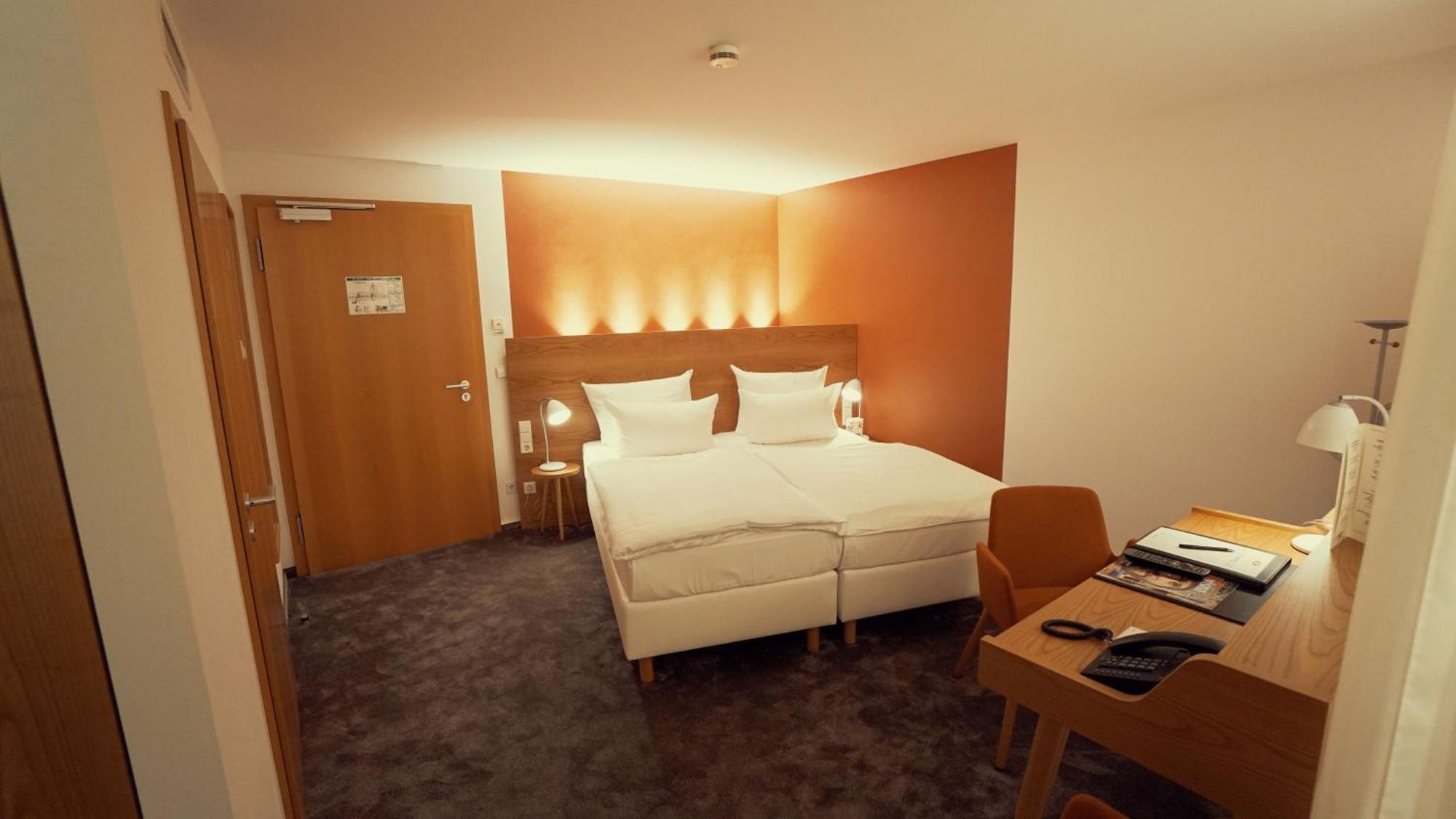Hotel Adler Asperg Εξωτερικό φωτογραφία